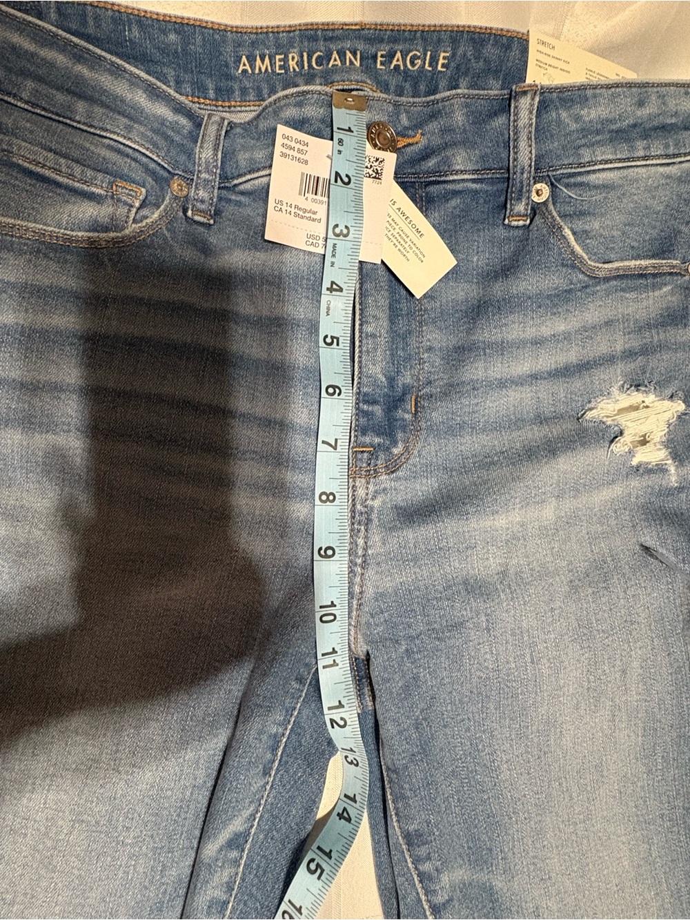 Woman’s American Eagle Outfitters Jeans, High-Rise - Picture 11 of 14
